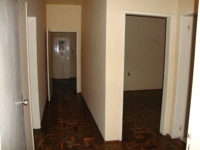 CASA COM 3 DORMITÓRIOS, 1 VAGA, 190M² ÁREA PRIVATIVA para venda EM CENTRO - foto 3