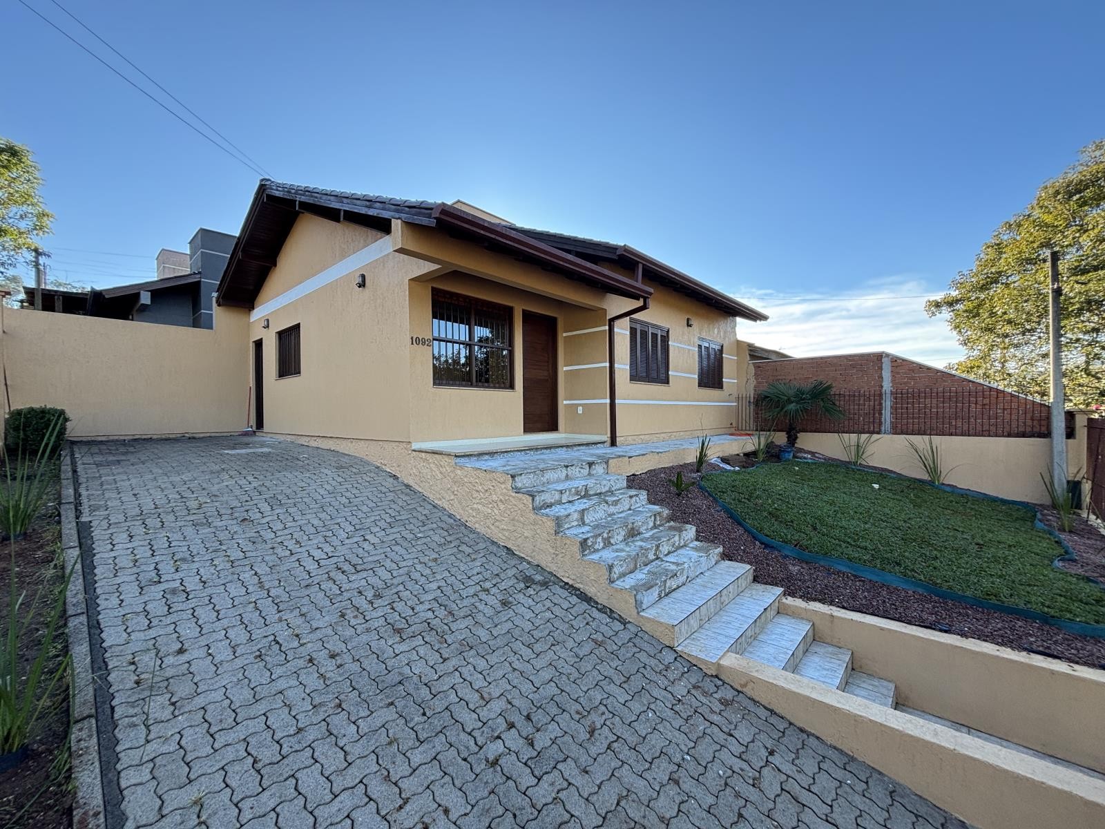 CASA COM 3 DORMITÓRIOS, 2 VAGAS para locação EM JARDIM BÜHLER - foto 3