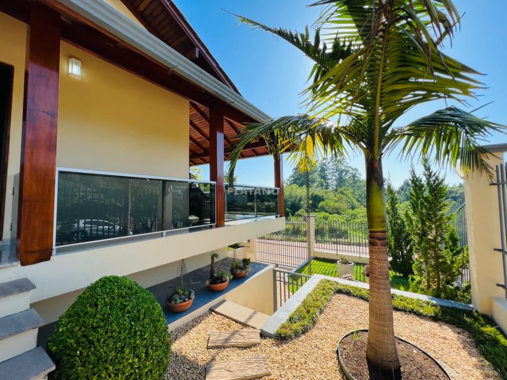 CASA COM 3 DORMITÓRIOS (1 SUÍTE), 2 VAGAS, 369M² ÁREA TOTAL para venda EM CONCÓRDIA - foto 2