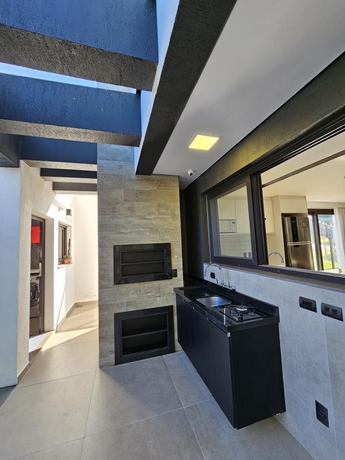 CASA COM 3 DORMITÓRIOS (1 SUÍTE), 2 VAGAS, 240M² ÁREA PRIVATIVA para venda EM JARDIM DO ALTO - foto 4