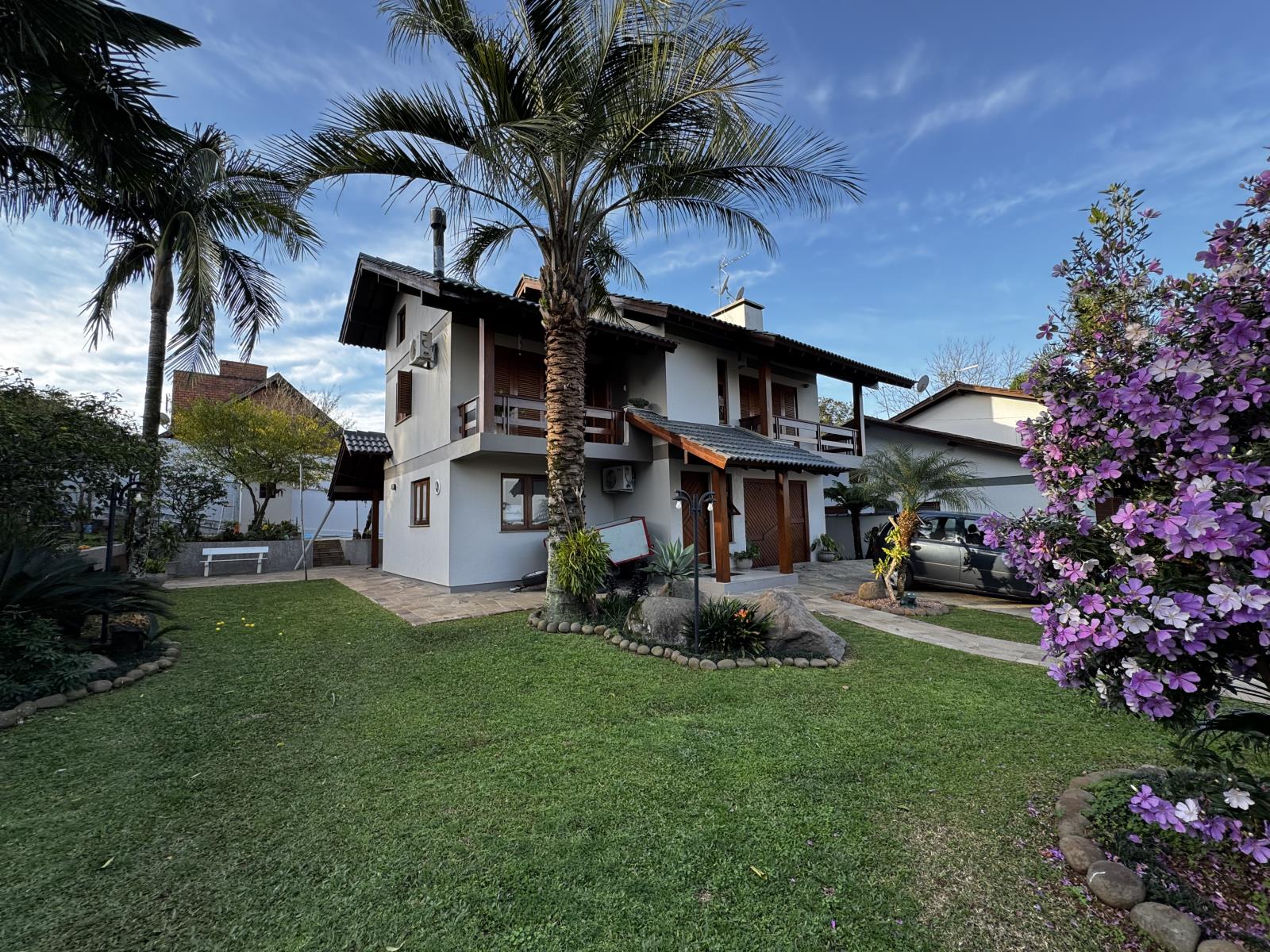CASA COM 4 DORMITÓRIOS, 1 VAGA, 217M² ÁREA PRIVATIVA para venda EM CIDADE NOVA - foto 2