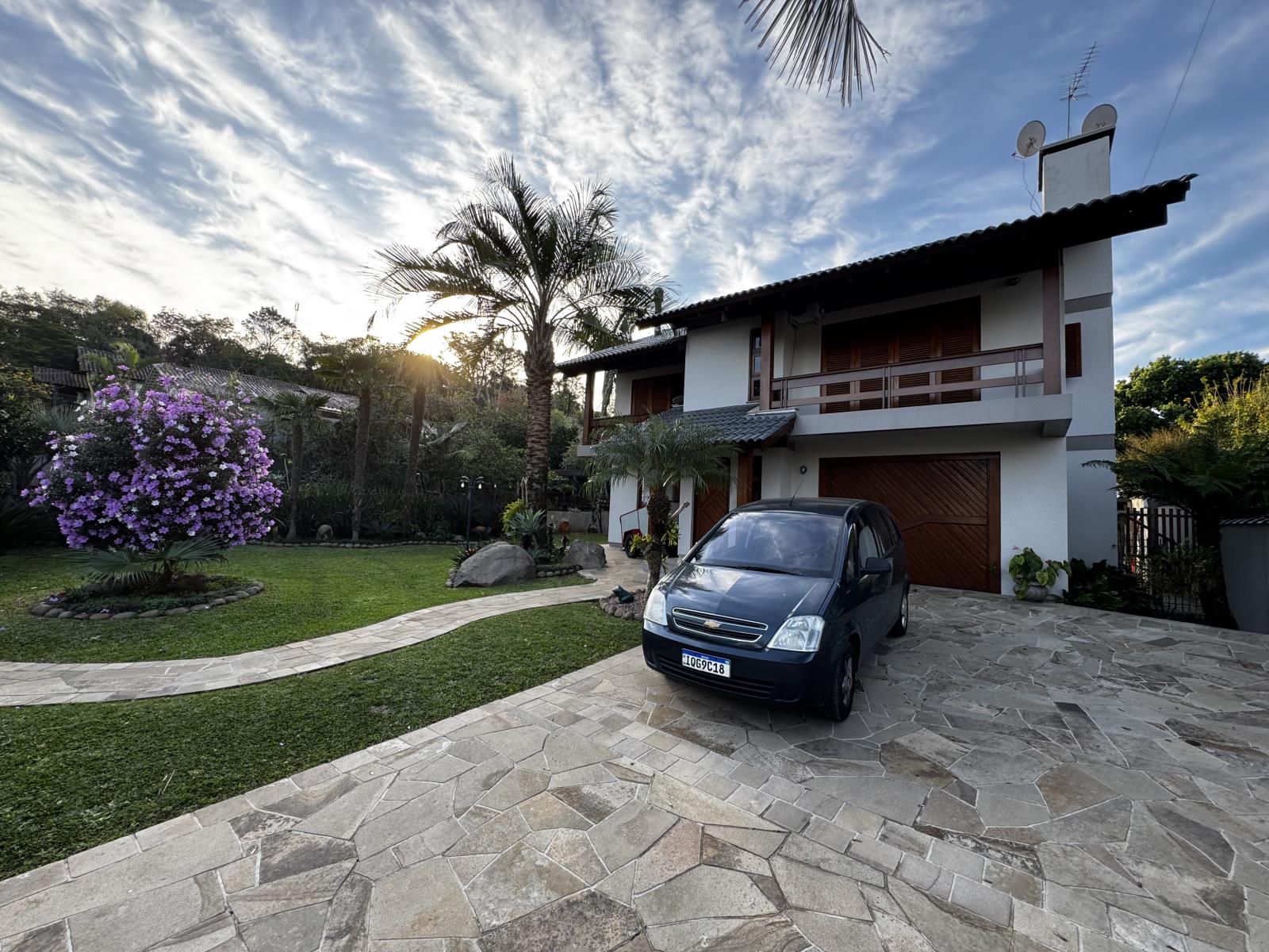 CASA COM 4 DORMITÓRIOS, 1 VAGA, 217M² ÁREA PRIVATIVA para venda EM CIDADE NOVA - foto 4